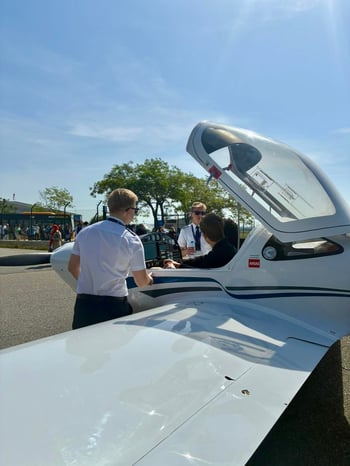 2ac884c3-529d-4fe4-a64e-3353d23d3e15